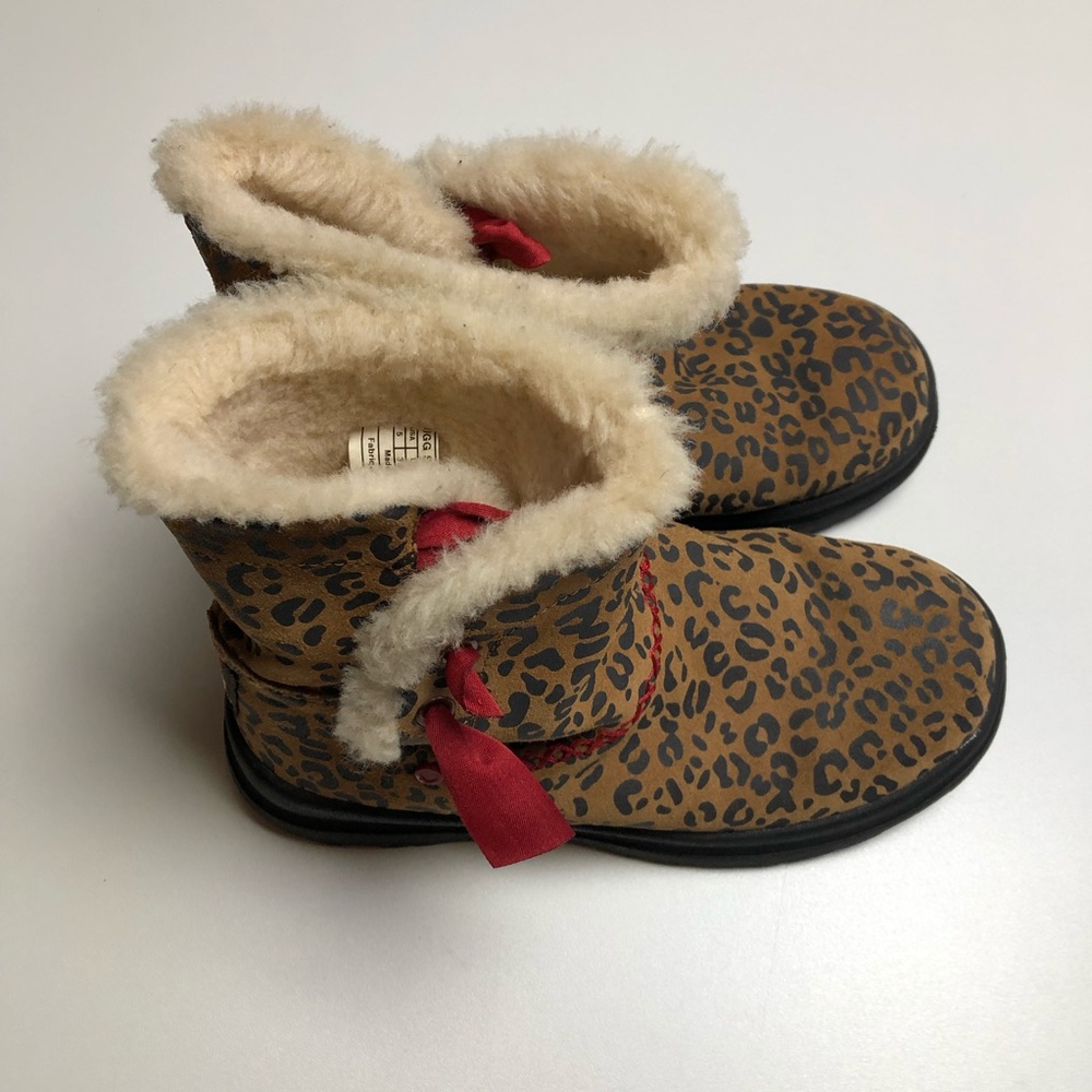 I Heart UGG Leopard Print Boots 1006213 Size 5